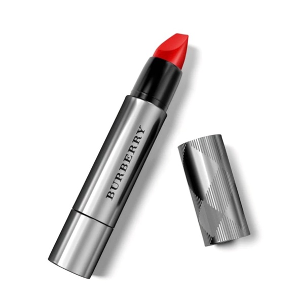 NEW Burberry Full Kisses Lipstick No.553 Military Red - Picture 7 of 8